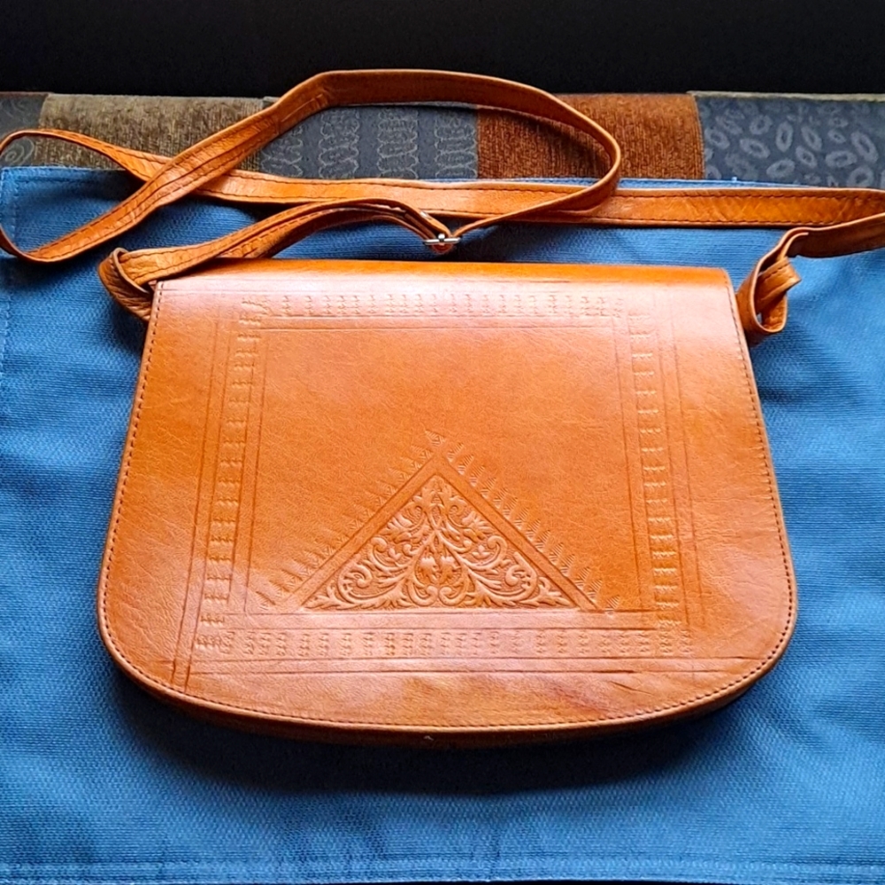 Cross body